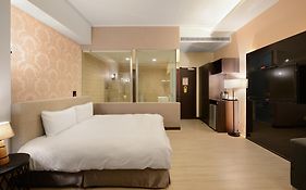 Hu Yue Lakeview Hotel